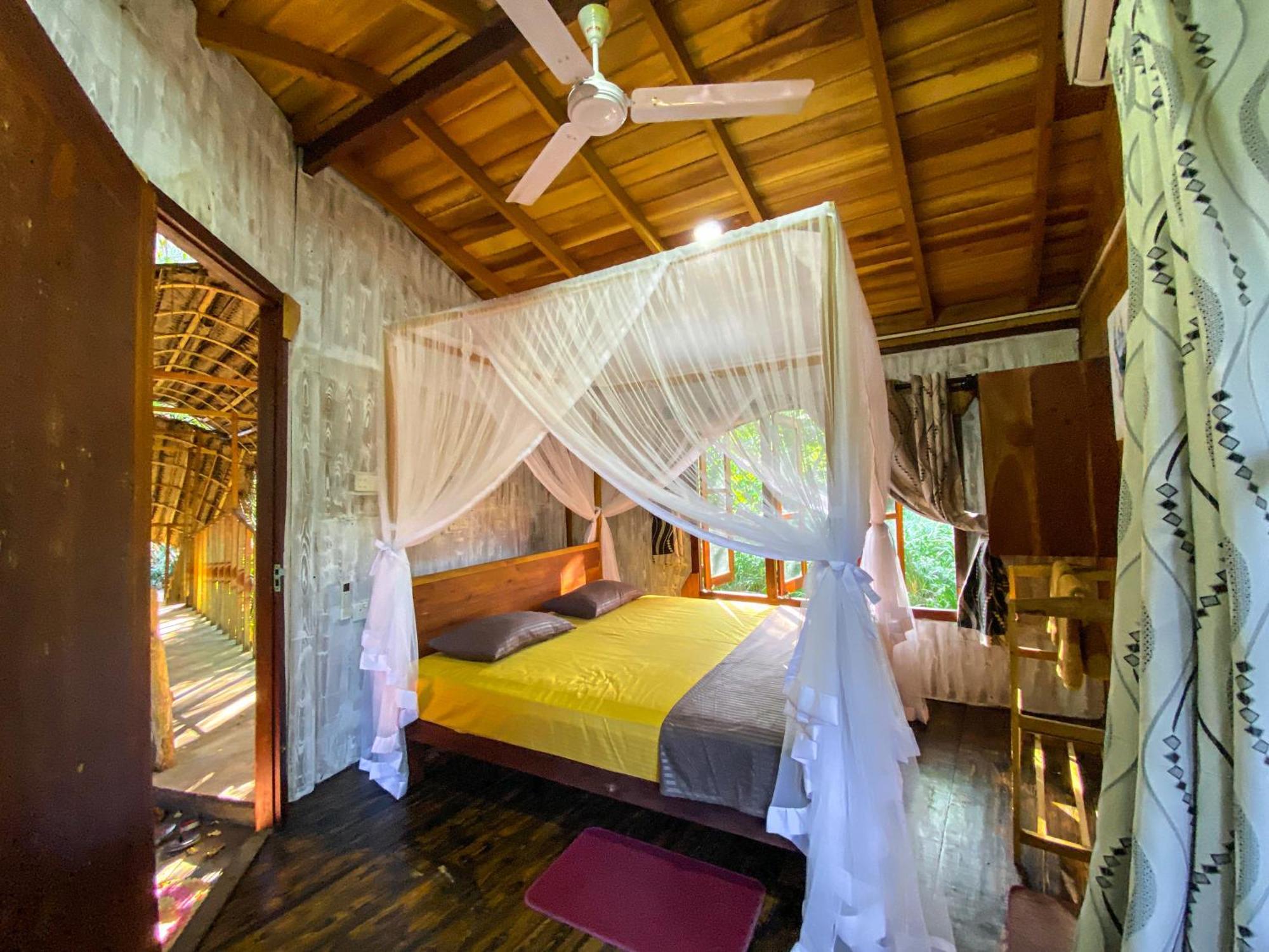 Pensjonat Seasons Four Eco Friendly Treehouse Matara Zewnętrze zdjęcie